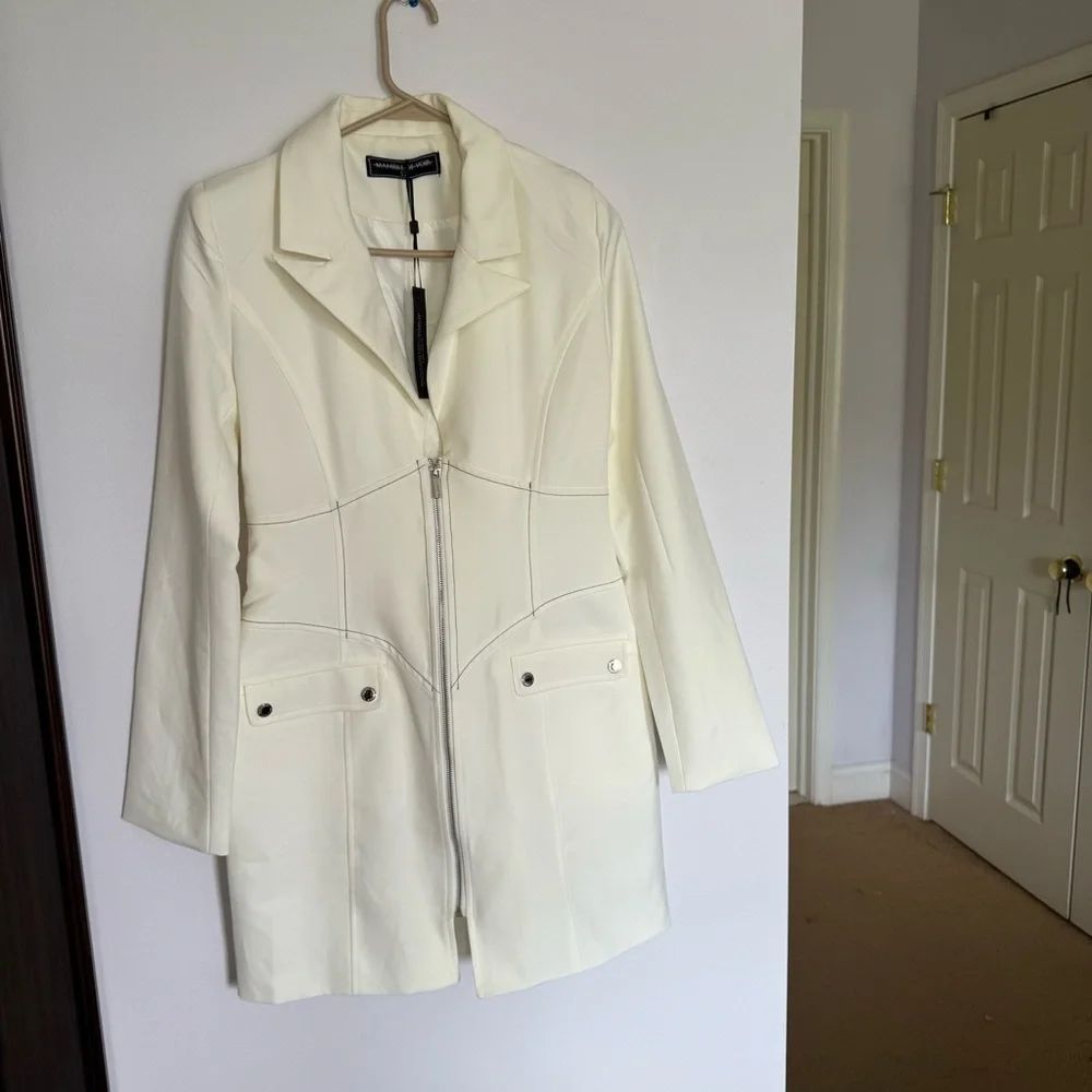 Maniere De Voir Cream Zip-Front Trench Coat
